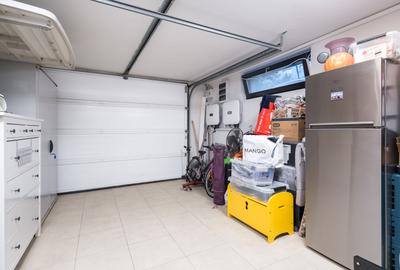 Casă individuală cu 7 camere cu Canalizare în Titan - 52