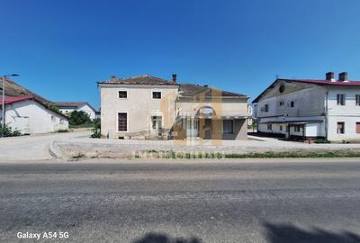 Casa si centru comercial Bod Colonie - 1