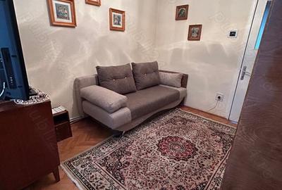 Apartament cu 3 camere semidecomandat în Fălticeni - 4