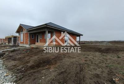 Casă cu 4 camere cu Teren 500 Mp în Central - 8