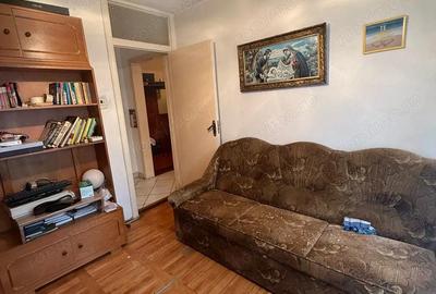 Apartament cu 3 camere decomandat în Dâmbovița - 3