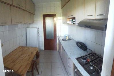 Apartament cu 3 camere semidecomandat, mobilat în Drumul Taberei - 4