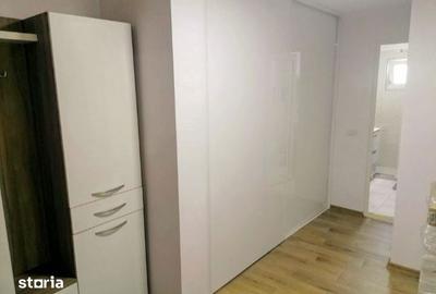 Apartament cu 2 camere decomandat în Micro 17 - 1