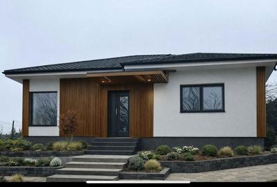 Casă cu 4 camere cu Teren 320 Mp în Trivale - 1