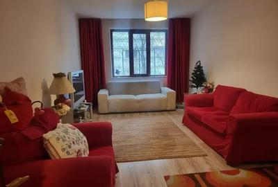 Apartament cu 2 camere semidecomandat, mobilat în Moșilor