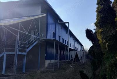 Spațiu comercial, de 3,800 mp, în Central - 9