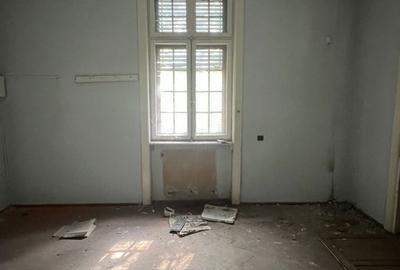 Casă cu 9 camere cu Canalizare în Cișmigiu - 12