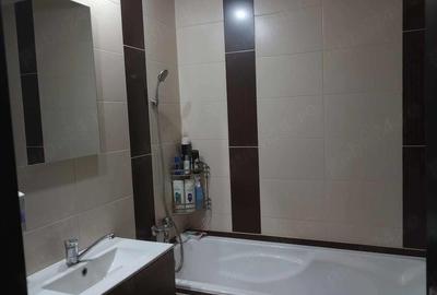 Apartament cu 2 camere decomandat în Micro 16 - 9