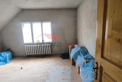 Casă cu 4 camere în Ștefan cel Mare - 7