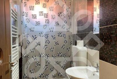 Pensiune cu 7 camere de vanzare in Baile 1 Mai - 9