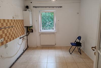 Apartament cu 3 camere decomandat în Astra - 7
