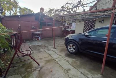 Casă cu 2 camere cu Teren 250 Mp în Lunei