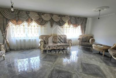 Casa individuala renovata,4 camere,garaj,teren 540 mp,Plopi - 2