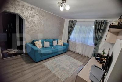 Apartament cu 2 camere semidecomandat, mobilat în Central