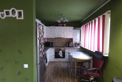 Apartament cu 2 camere, zona Vivo - 3