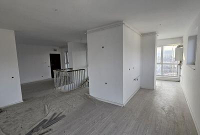 Apartament cu 4 camere decomandat în Grigorescu