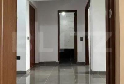 Apartament de 3 camere, renovat+garaj inclus - 2