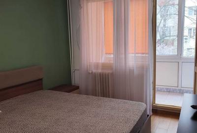 Apartament cu 3 camere semidecomandat în Berceni - 5