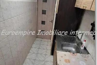 Apartament 3 camere de vanzare zona Km 4-5 Constanta