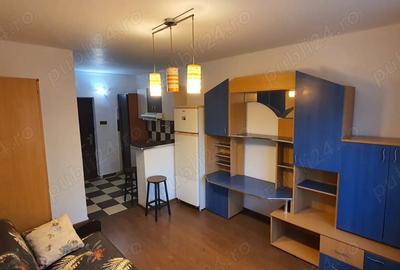 Proprietar, ofer spre inchiriere garsoniera in Noua, la 290 euro