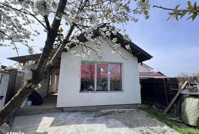Casă cu 5 camere cu Teren 378 Mp în Central