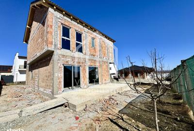 Casă cu 4 camere cu Teren 360 Mp în Central - 17