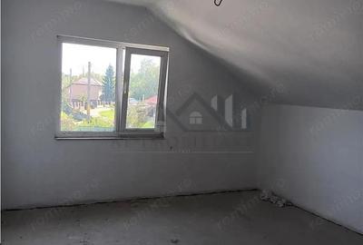 Casă cu Teren 500 Mp în Oprișeni