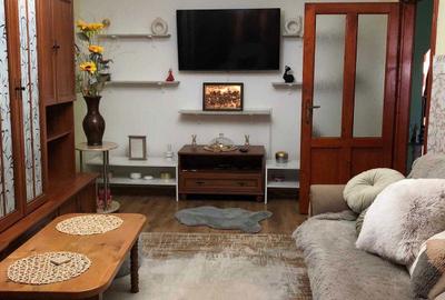 Apartament cu 3 camere decomandat în Central - 2