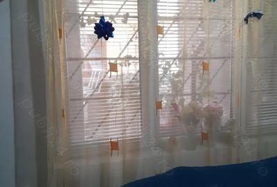 Apartament cu 3 camere decomandat în Dorobanți