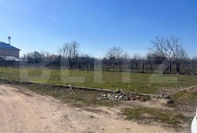 Teren de 700 mp, în Central - 2