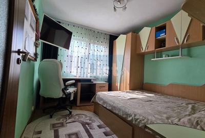 Apartament cu 3 camere decomandat, mobilat în Aluniș - 4