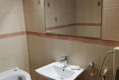 Apartament cu 2 camere decomandat în Fizicienilor - 2