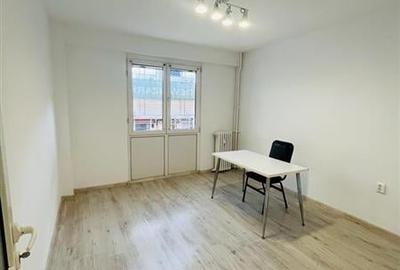 Apartament cu 2 camere semidecomandat în Ultracentral