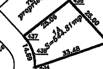 Teren de 544 mp, în Central