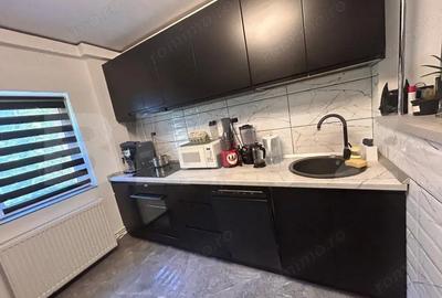 Apartament cu 3 camere semidecomandat în Soarelui - 3