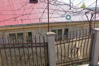 Casă cu 3 camere în Sud