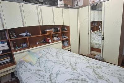 Apartament cu 3 camere în Podu Roș - 1