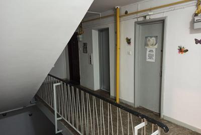 3cam.dec-1baie-disponibil imediat/Bvd Brancoveanu 130-132,sector 4 - 36