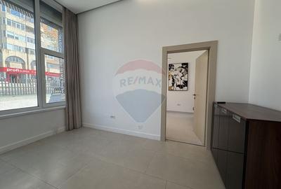 Spațiu comercial, de 70 mp, în Casa de Cultură - 7