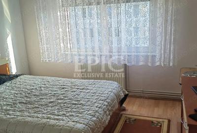 Apartament cu 3 camere decomandat în Tudor