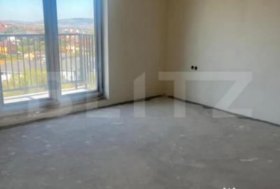 Casă cu 5 camere cu Teren 386 Mp în Someșeni - 8