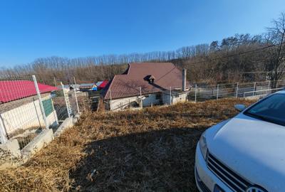 Teren Construcții intravilan de 664 mp, în Hemeiuș - 2