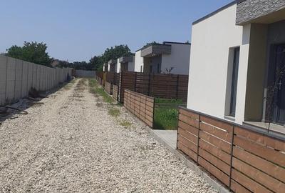 Ansamblu Vile Individuale stil mediteranean-Comuna Berceni! - 2