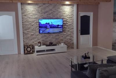 Casă cu 4 camere în Central - 3