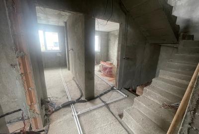 Complex nou 4 case P+1+M.5 cam.Util 175mp.Teren 253mp - 21