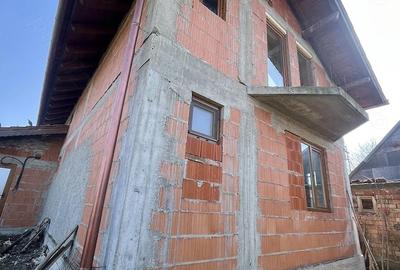 Casă cu 3 camere cu Teren 2083 Mp în Ciumeghiu - 3