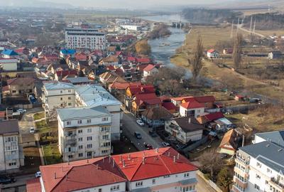 Apartament cu 3 camere, mobilat în Florești - 1