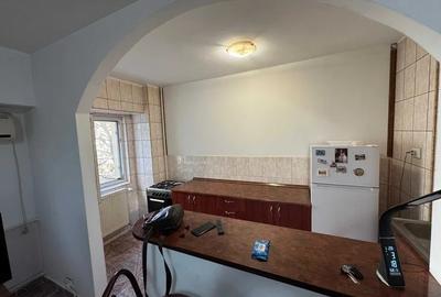 Inchiriere Garsoniera Spatioasa Nerva Traian - 4