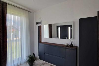 Casă cu 3 camere în Central