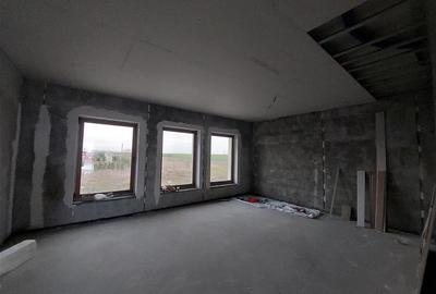 Casă individuală cu 5 camere cu Canalizare în Zimandcuz - 9